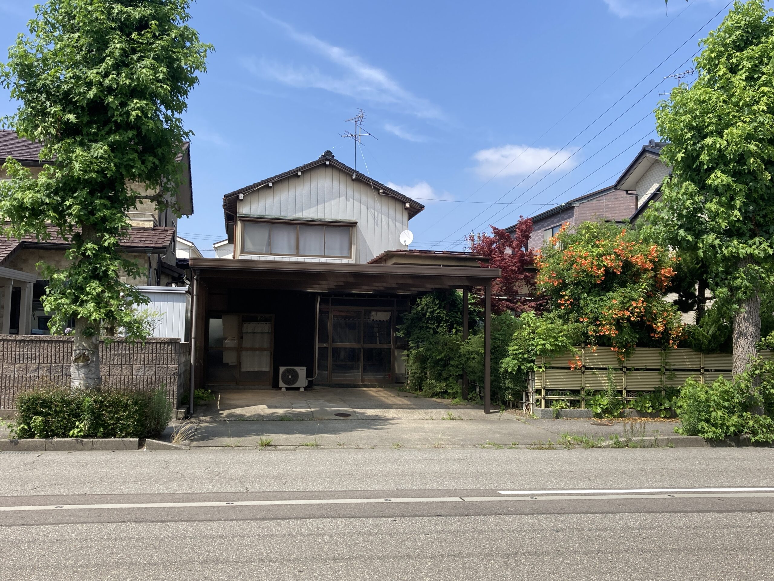 広々とした区画!交通利便も◎【額新町1丁目】