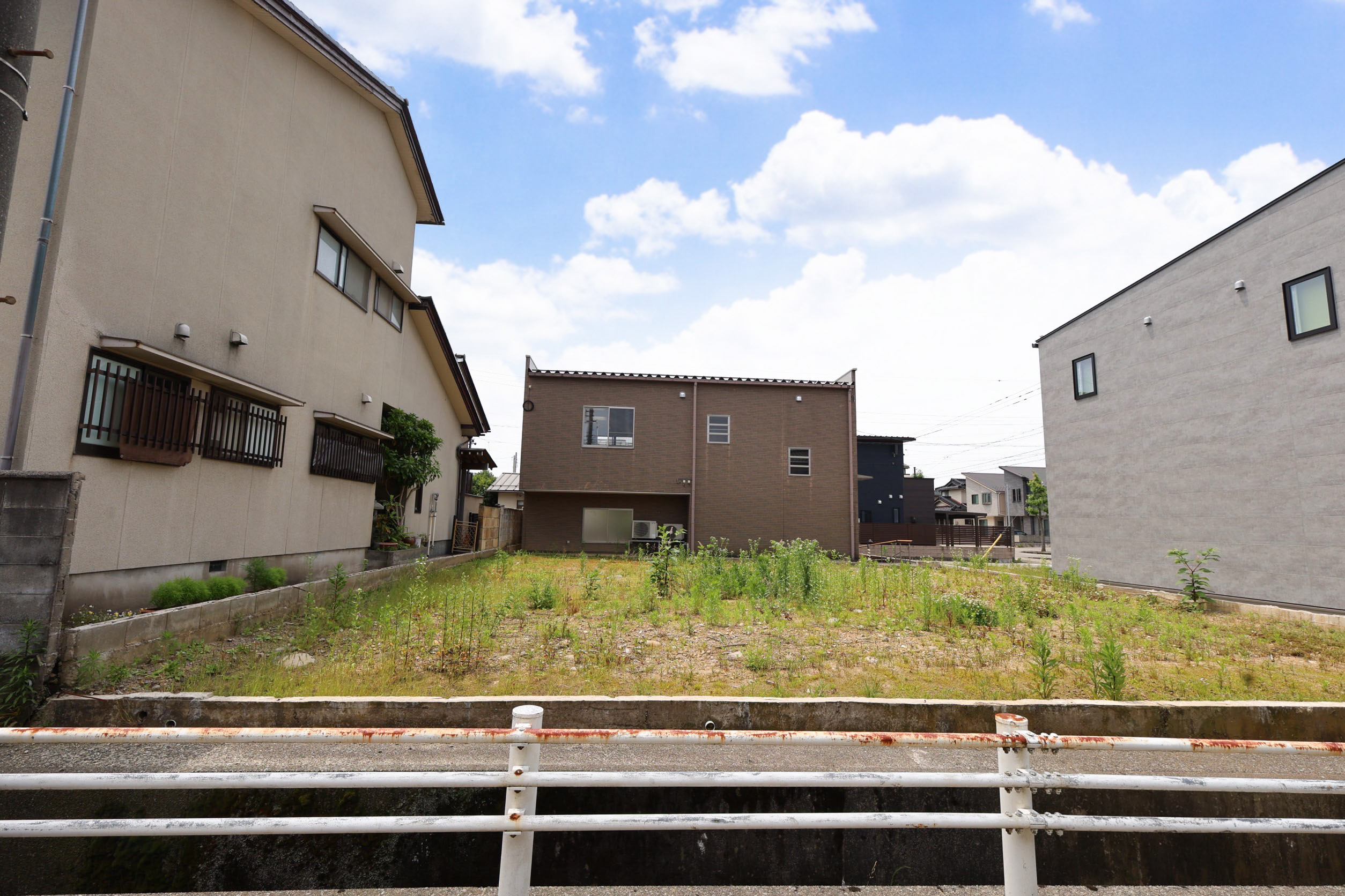約45坪の整形地♪山側環状近くの便利なところ【光が丘2丁目】