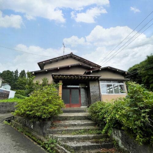 部屋数多数！お庭付き。憧れのスローライフ♪【鶴来朝日町】