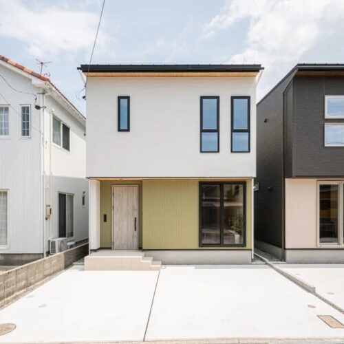 センスの良さが感じられるスタイリッシュな住まい☆【西金沢4丁目】(A棟）