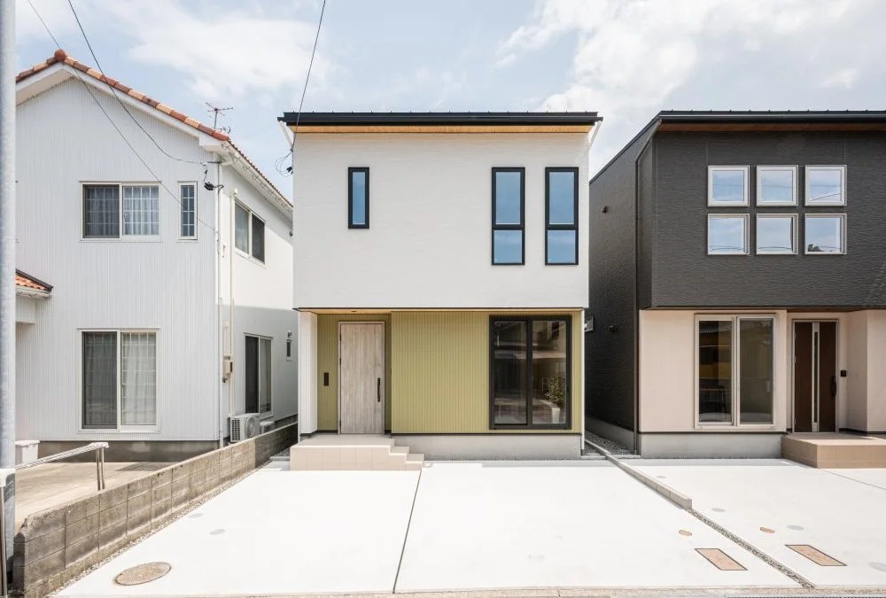 センスの良さが感じられるスタイリッシュな住まい☆【西金沢4丁目】(A棟）