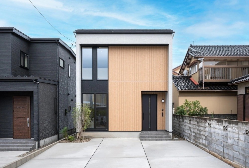 キッチンを中心とした家事ラク動線☆【粟崎町2丁目】(A棟）