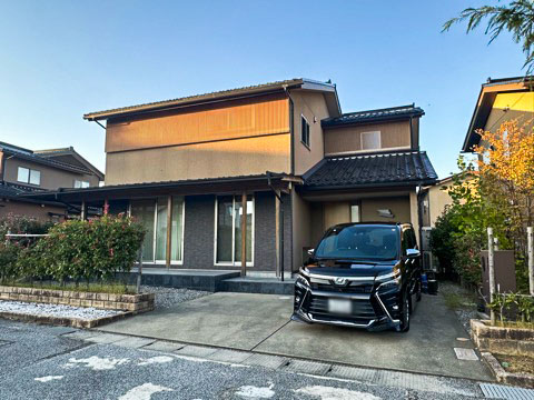 築浅の元モデルハウス。美しい街並みも魅力の高級感ある邸宅☆【みずき4丁目】