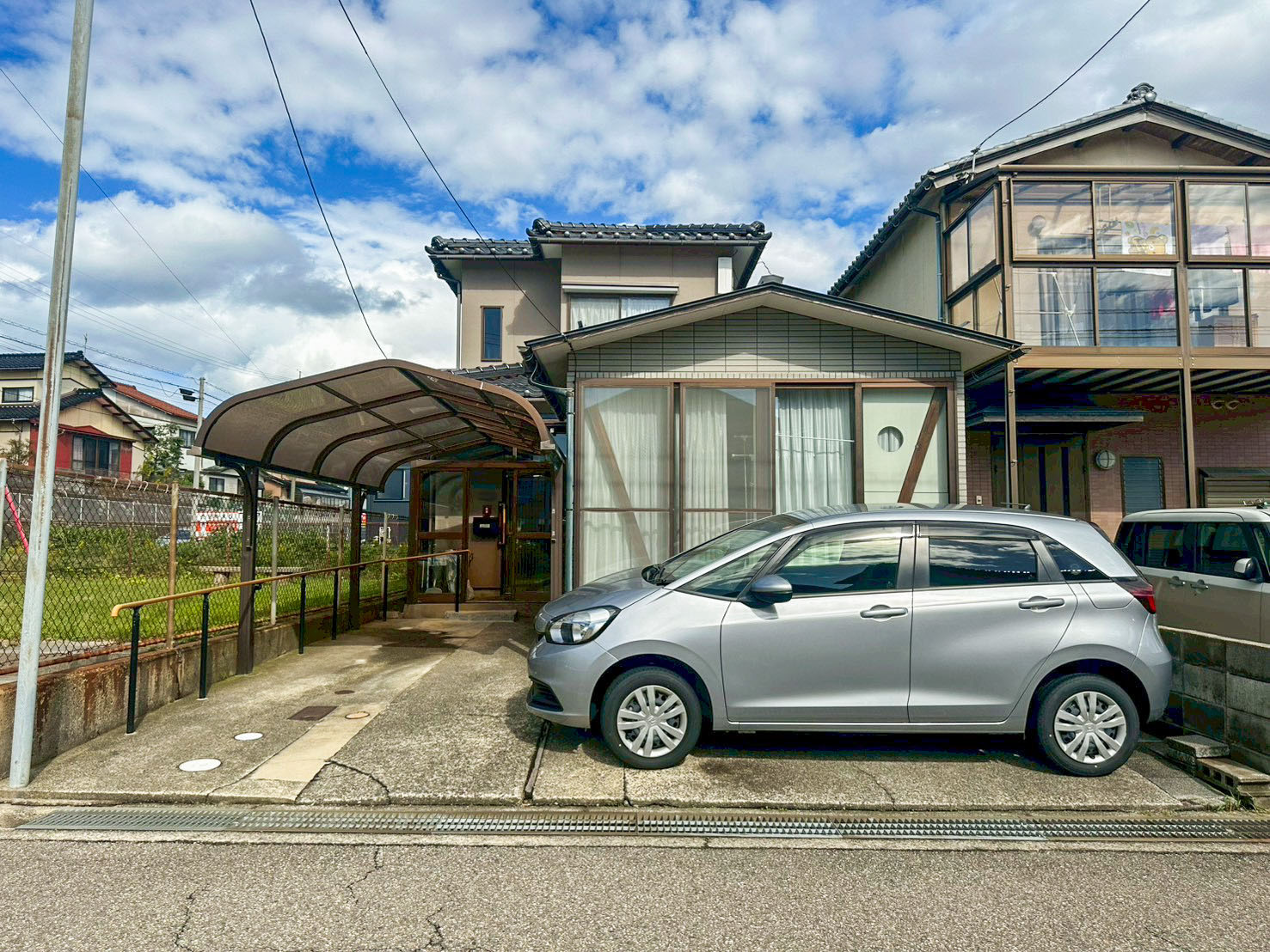 内装リフォーム歴あり 。陽当たりの良い明るいお家☆【向粟崎5丁目】