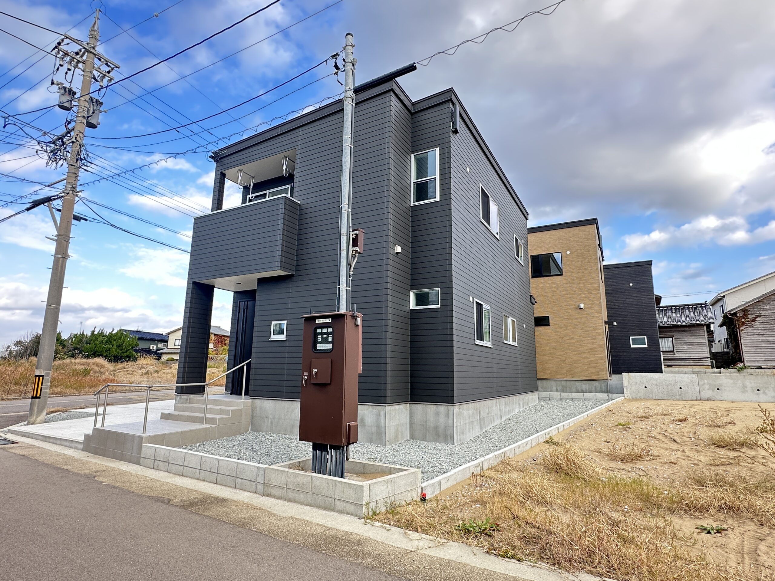 価格改定！分譲地内に５棟販売中☆【かほく市木津】