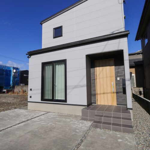 木曳野小校下☆何でも揃う便利なところ♪【畝田西3丁目】