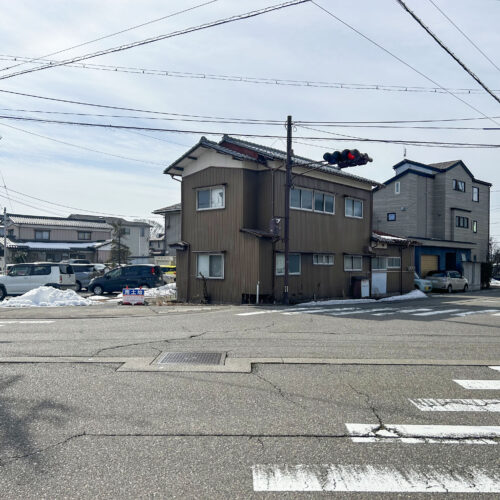 開放的な角地！解体渡し。事業用にも◎【八日市出町】