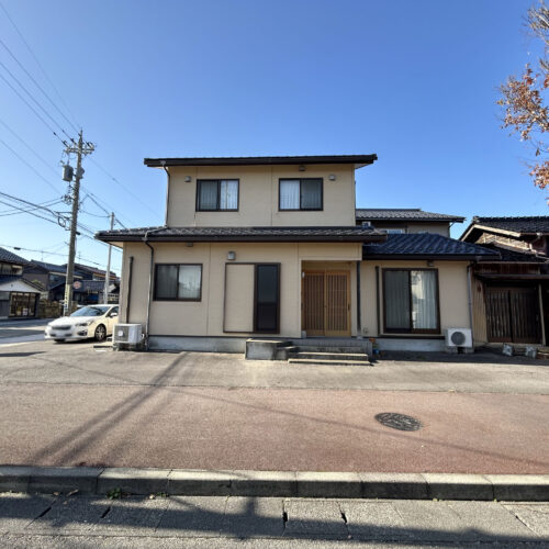 【白山市美川浜町】築62年｜美川小学校（徒歩4分）｜居住部分は平成19年に増築☆